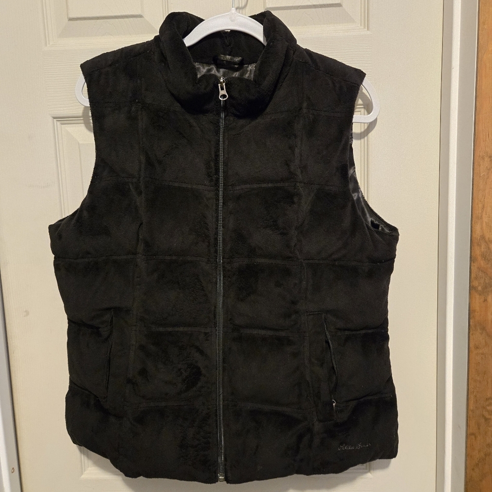 Black Eddie Bauer Puffer Vest L